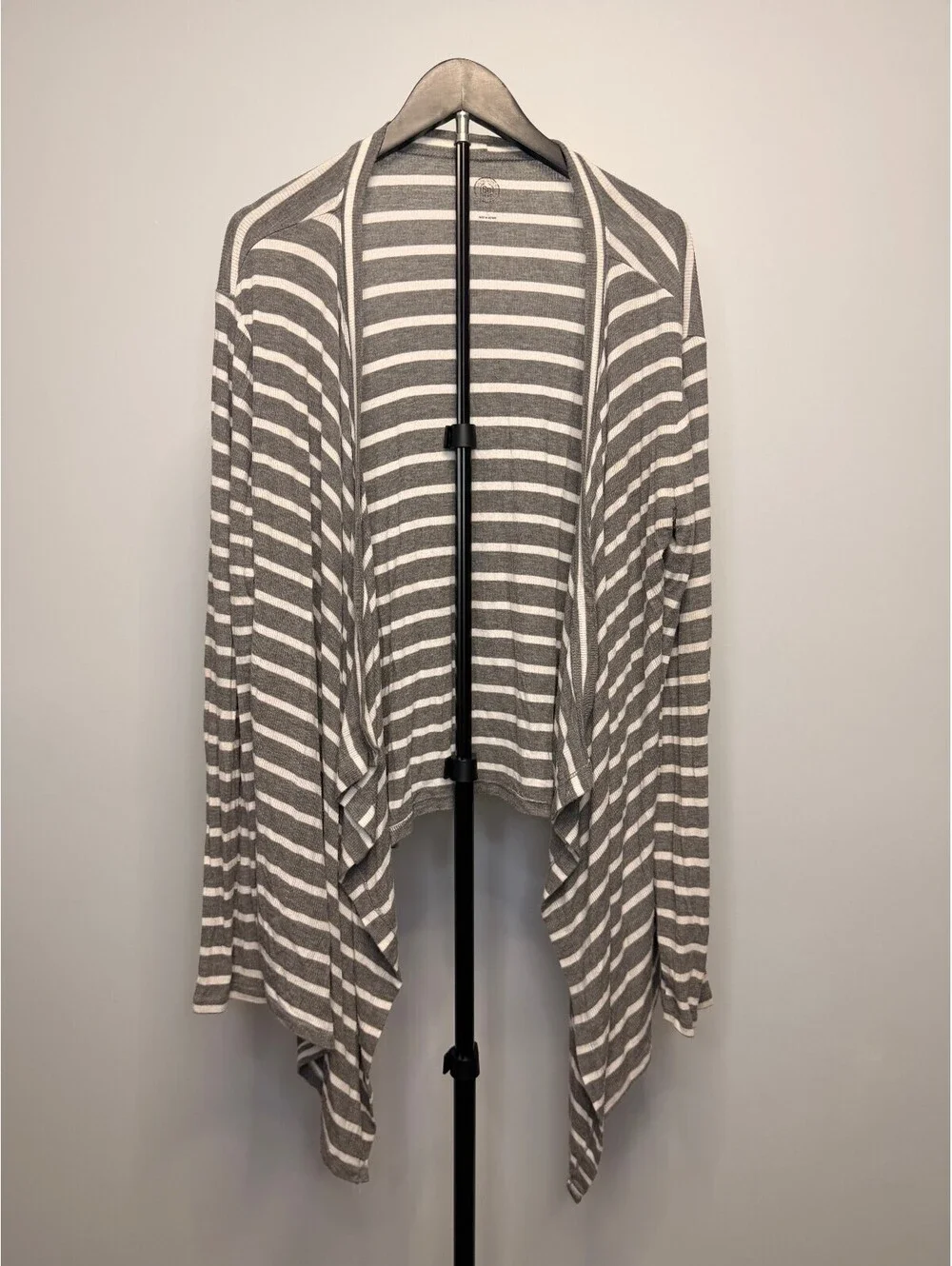 Sole Society Women's Lightweight Gray and White Striped Open Front Cardigan Size